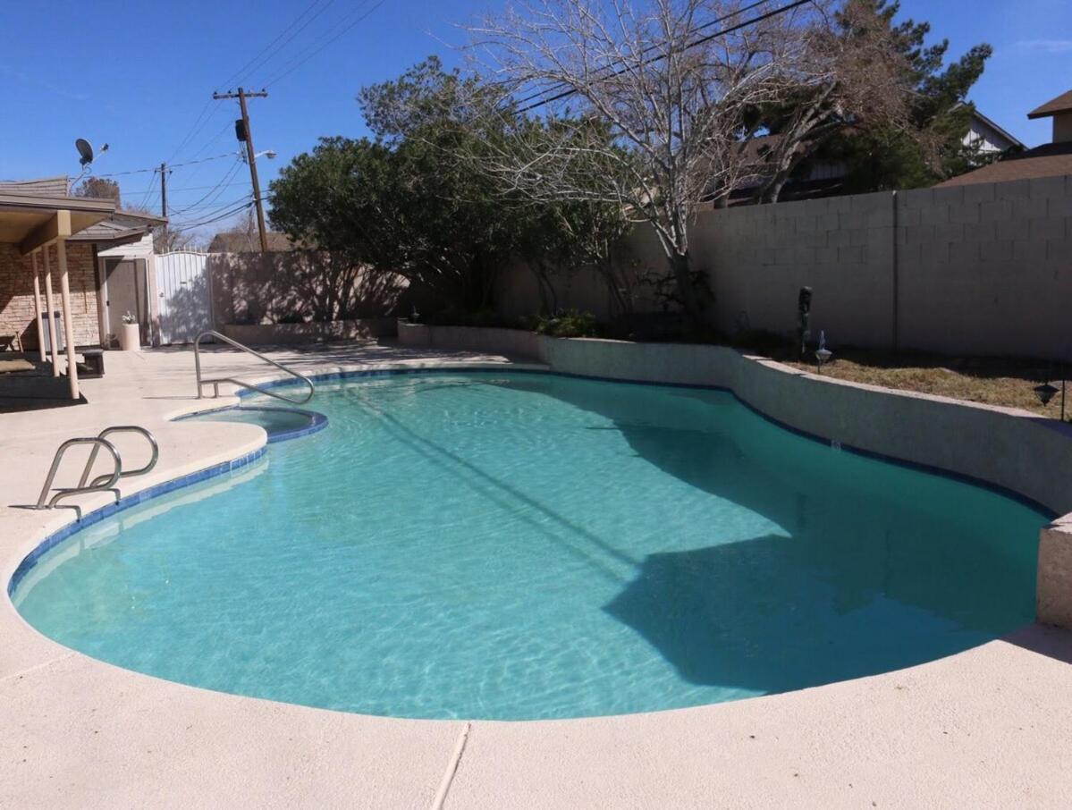 Ferienhaus Large Estate 2 Miles To Strip With Pool *